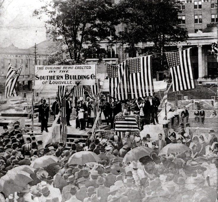 Fourth of July celebration on the City Hall square July 4th, 1904